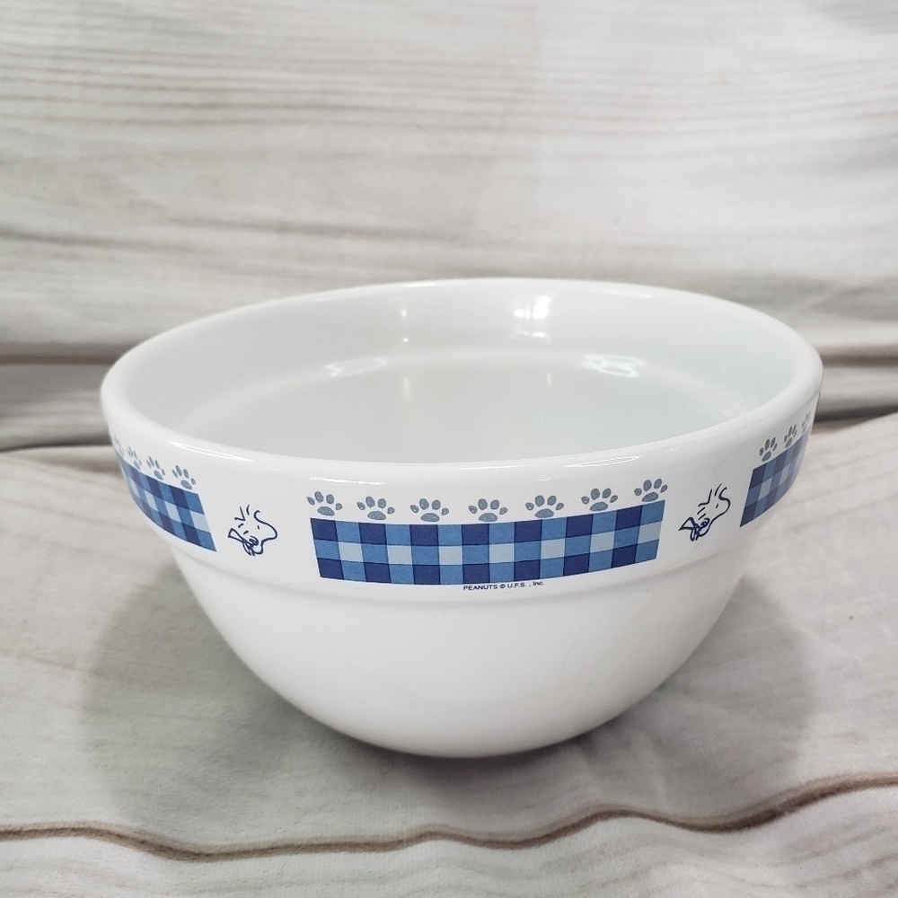Treasure Craft Peanuts Woodstock Ceramic Bowl White Blue 6 x 4 Inch Some Crazing